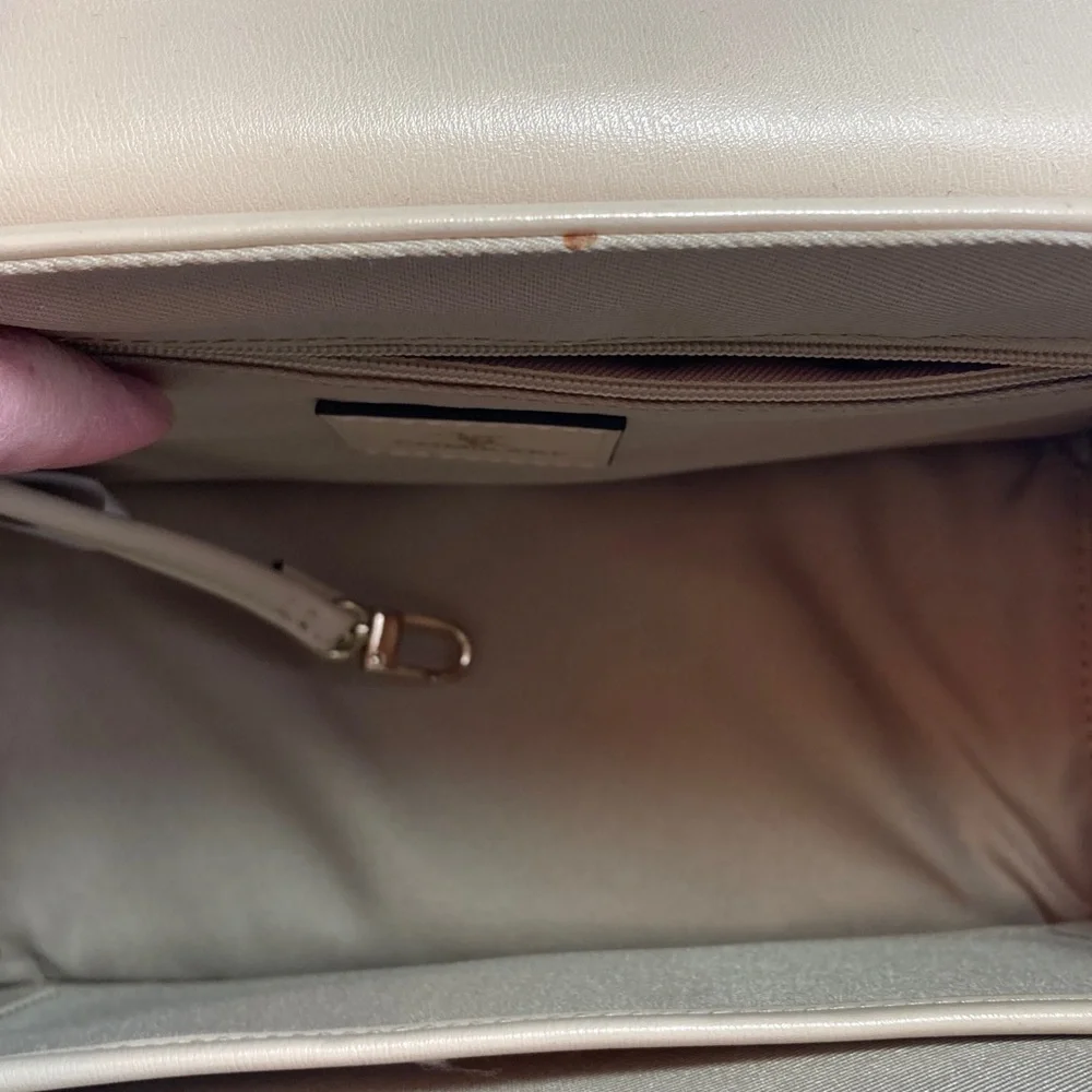 Pomikaki 2-1 Floral Satchel - Picture 6 of 8